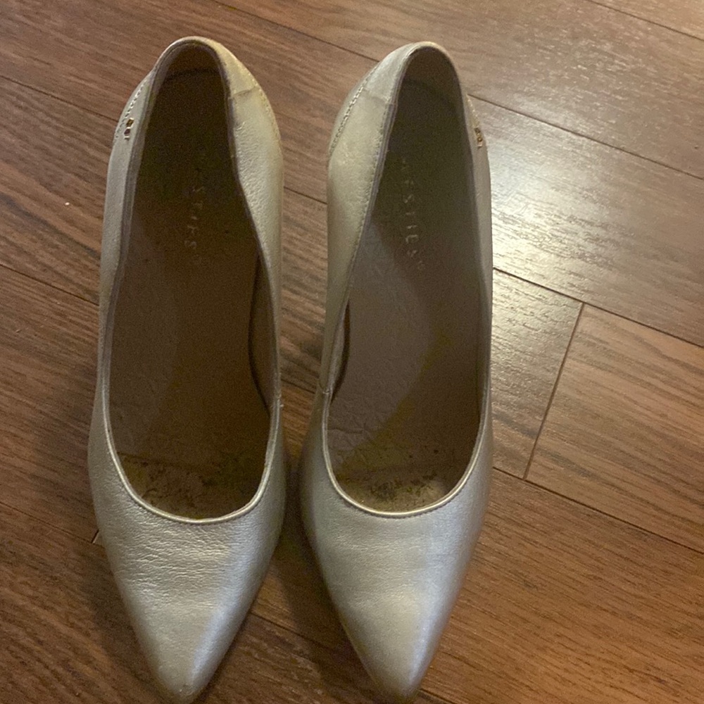 Gold high heels